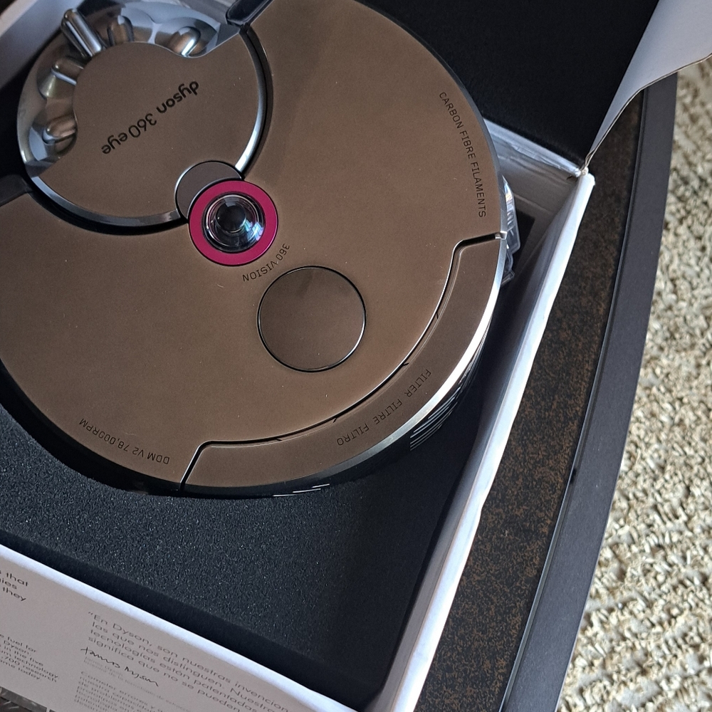 Dyson 360 eye